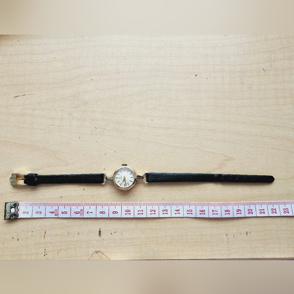 OMEGA  Gold Plated 1950's-1960"S Ladies Vintage 18k Watch - Picture 11 of 13